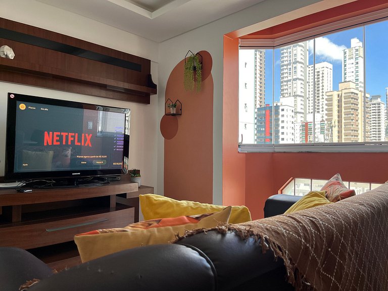Apê Central 2 Quartos com Tv e AC Av Brasil