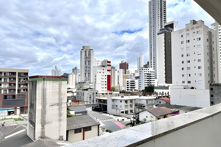 Estilo Tok&Stok 3 Quartos Churrasqueira |MA195