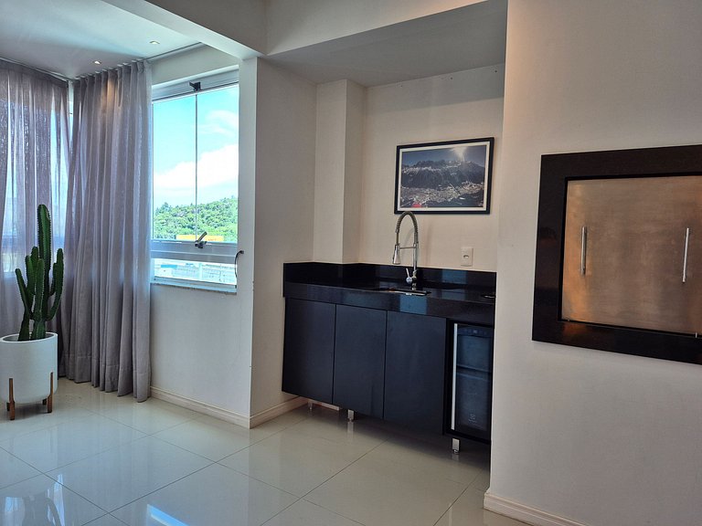 Luxo Contemporâneo 2 Suítes & Piscina |MA193