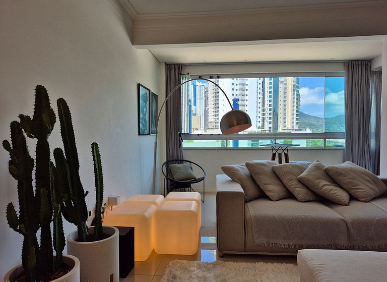 Luxo Contemporâneo 2 Suítes & Piscina |MA193