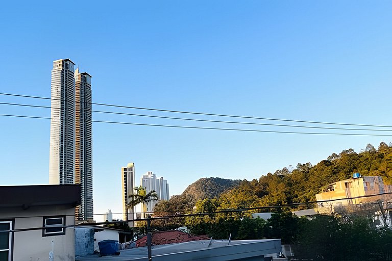 Loft Unipraias Netflix |Expocentro BC |MA 237